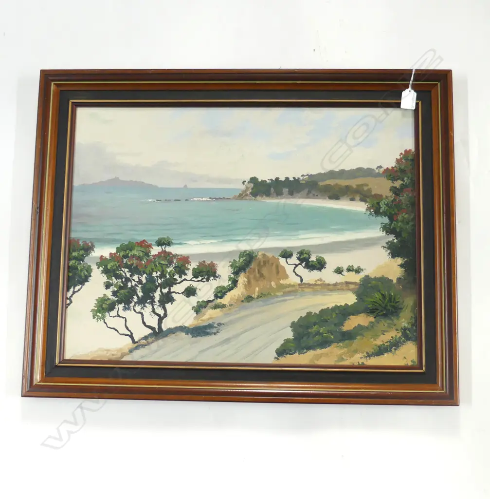 J R MAYCLAIR 'LANG'S BEACH' (1940's), OIL ON BOARD, SIGNED, 450 x 600mm Image 1++