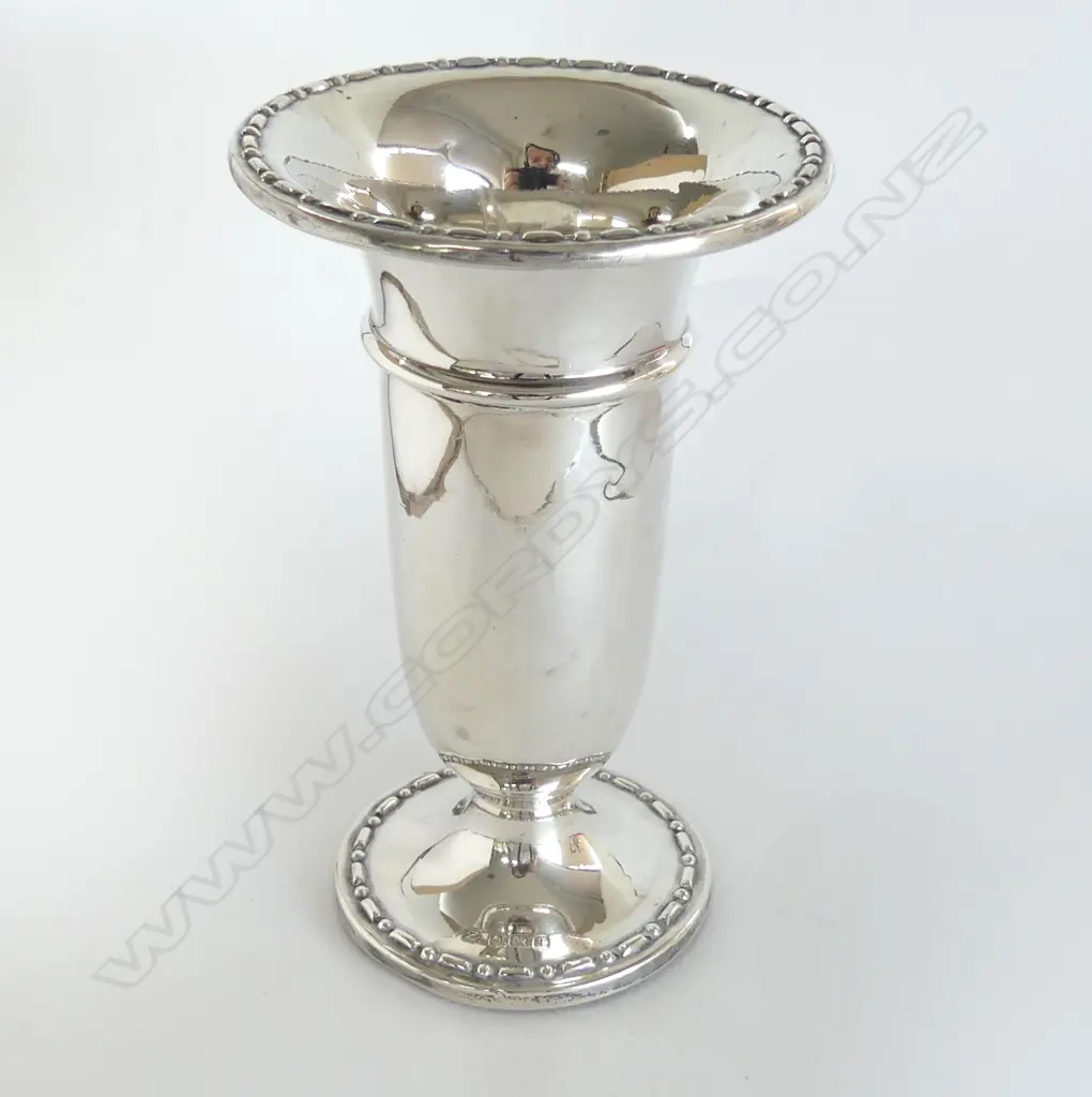 SILVER POSY VASE, BIRM 1915 (WEIGHTED BASE) H.130mm 150gm Image 1++