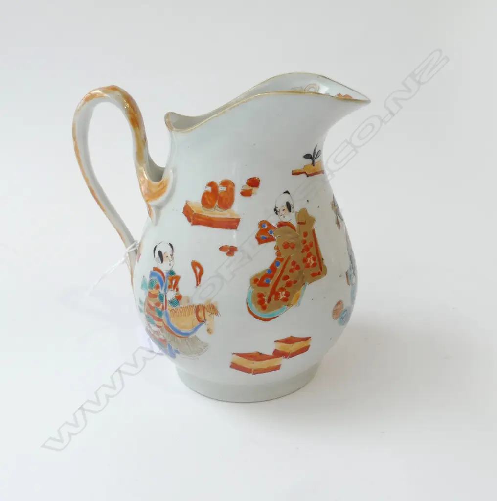 ORIENTAL JUG H.140mm Image 1++