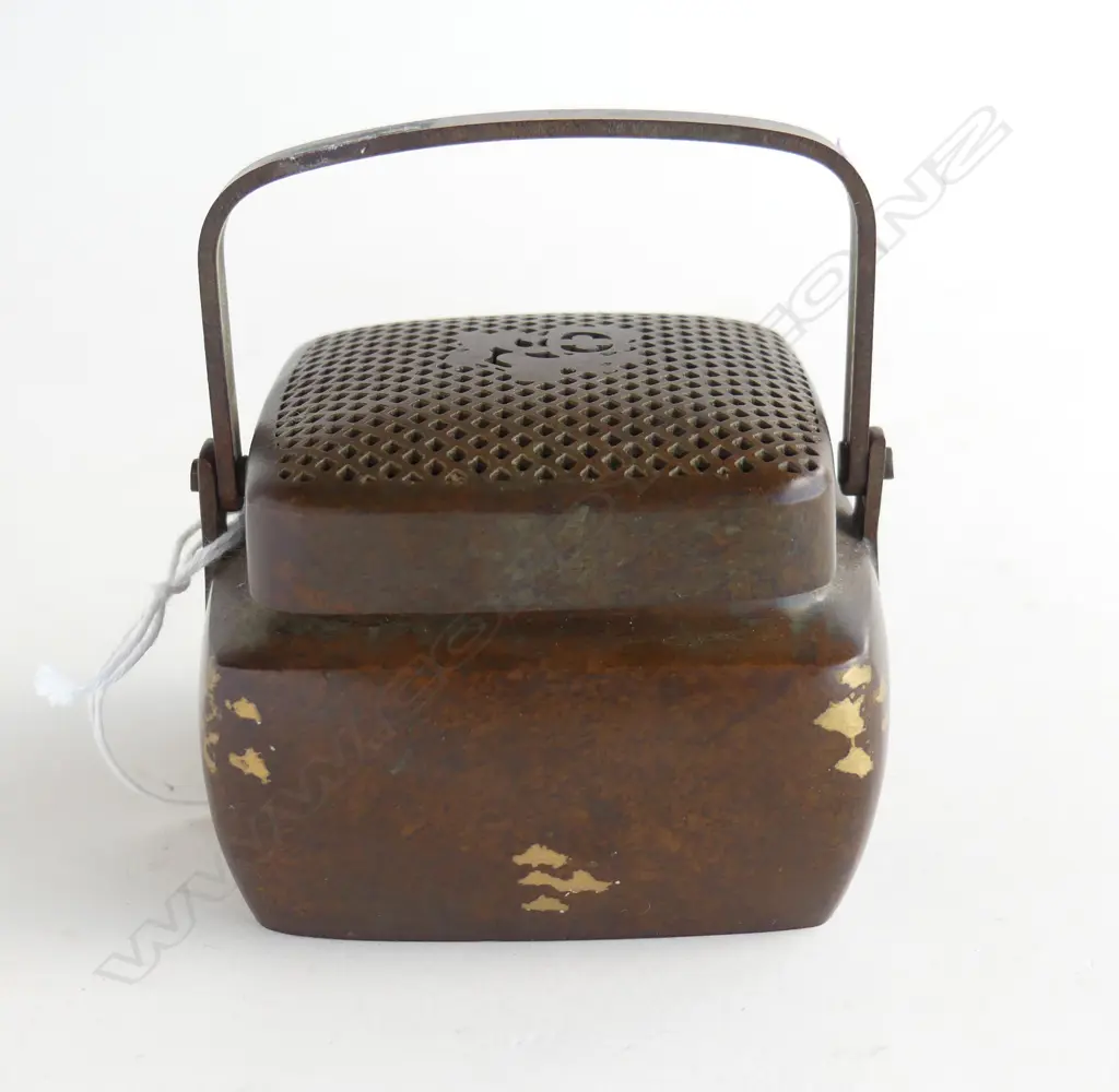 BRONZE LIDDED SENSOR BOX w HANDLE, H.50 x 70mm Image 1++