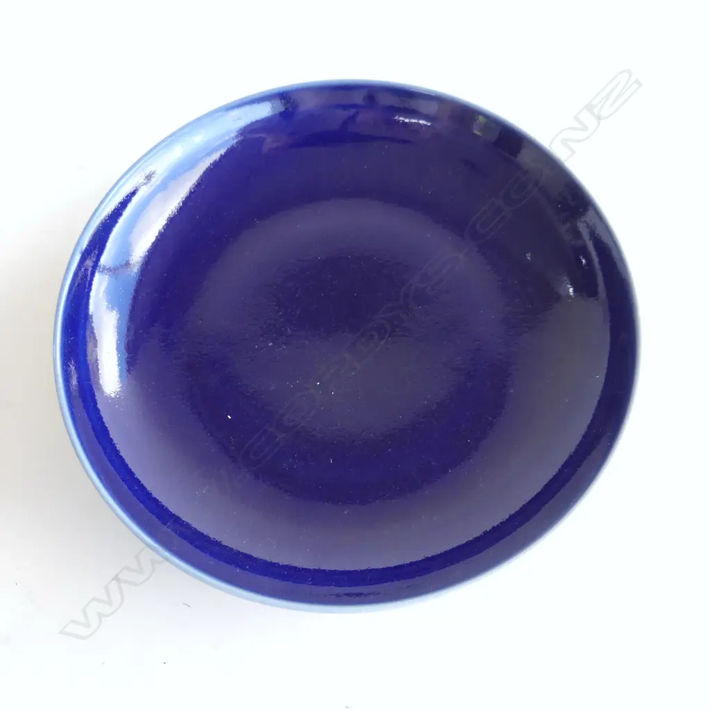 CHINESE SHALLOW FOOTED BOWL, NAVY BLUE GLAZE, DIA.230mm Image 1++
