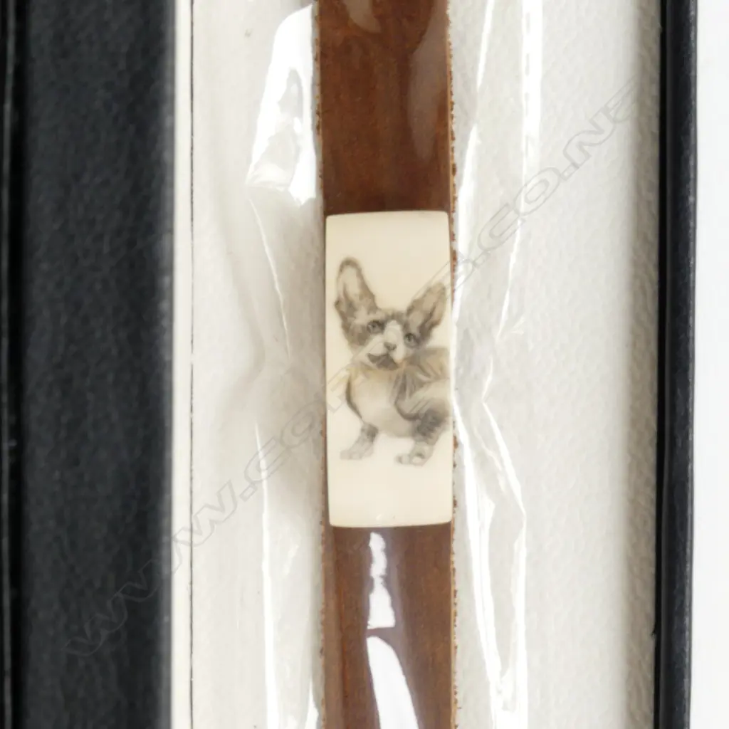 CARVED MAMMOTH TUSK IVORY PANELLED cat scrimshaw & LEATHER BRACELET with certificate. In box Image 1++