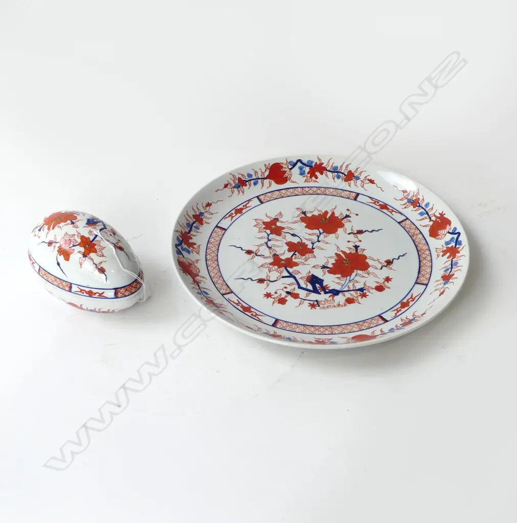 ORIENTAL PLATE 315mm dia & EGG SHAPED LIDDED CONTAINER Image 1++