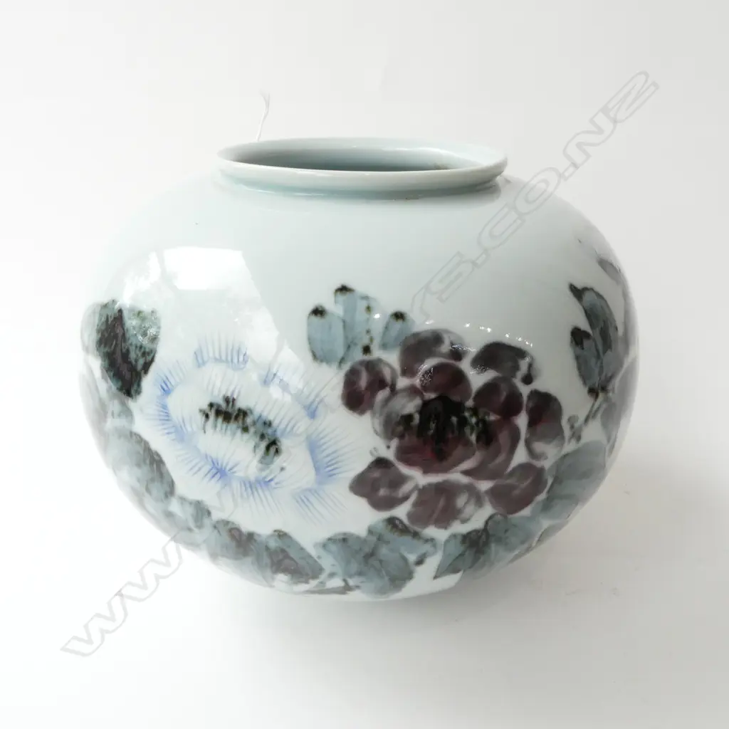 ORIENTAL SPHERICAL VASE H.195mm Image 1++