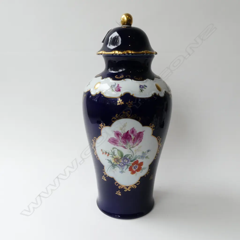 LG WALLENDORF LIDDED JAR H.480mm Image 1++