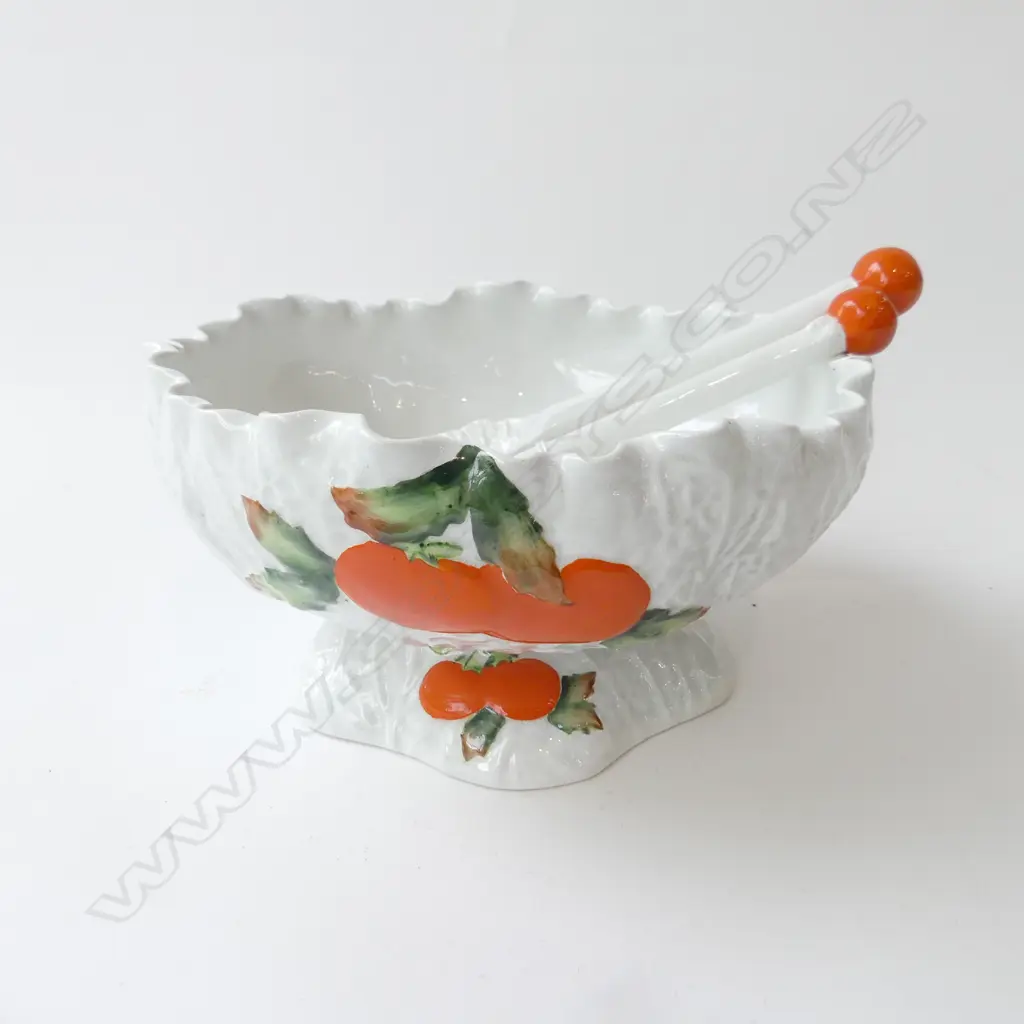 WHITE CARLTON WARE FOOTED SALAD BOWL 225mm dia + PR SERVERS Image 1++