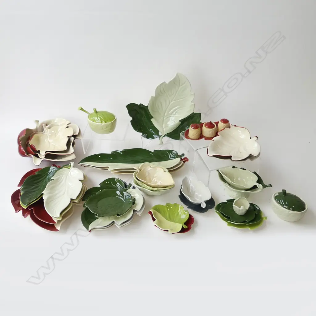 ASST. TWO TONE LEAF CARLTON WARE Image 1++