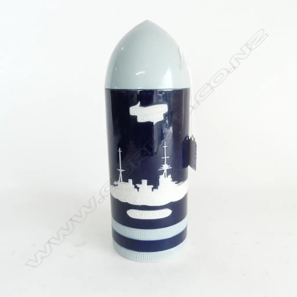 HMNZS BUCHANANS WHISKY DECANTER BULLET SHAPED BY COPELAND. LID CHIPPED  H. 150mm  Image 1++