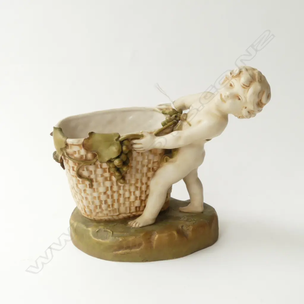 ROYAL DUX BOY w. BASKET H.170mm Image 1++