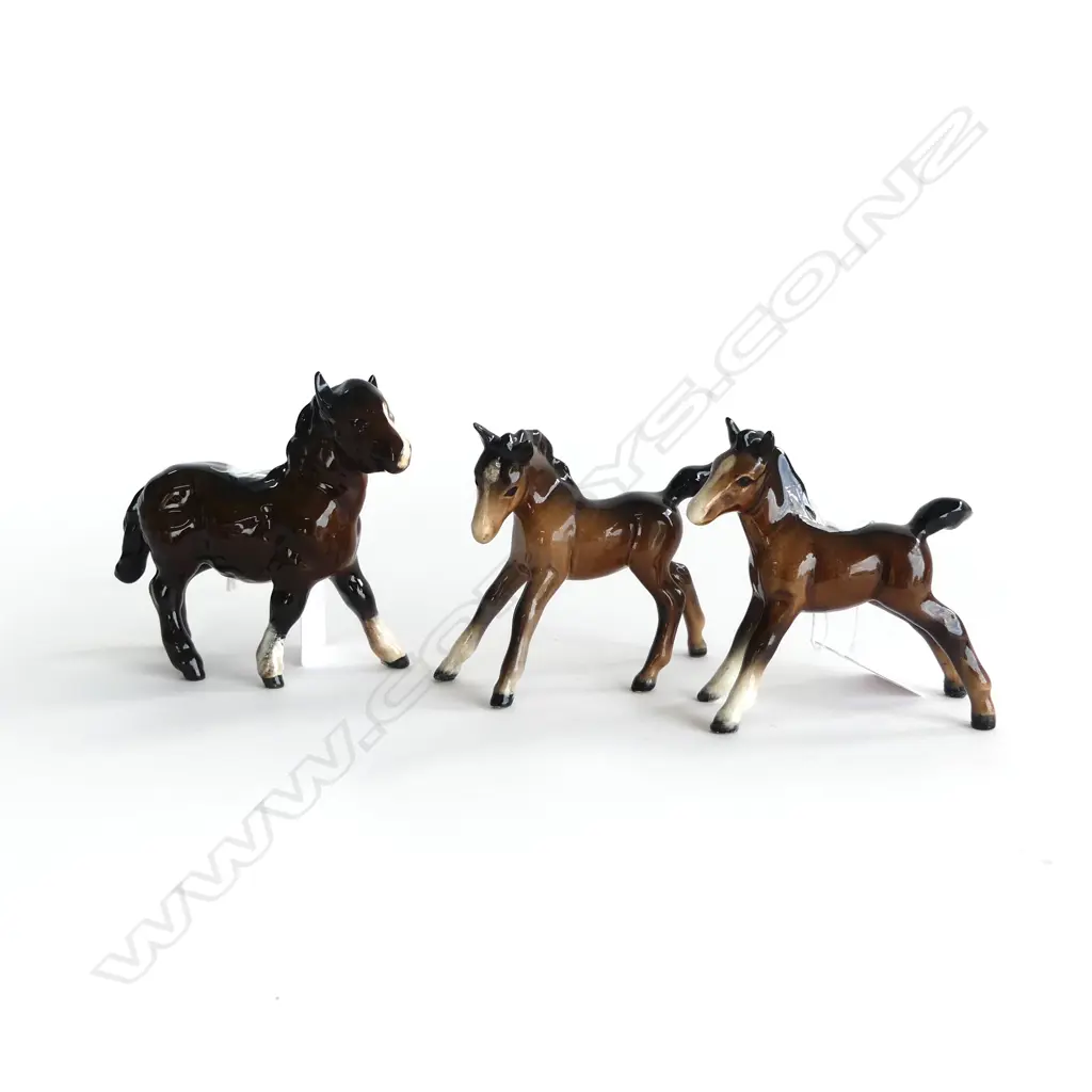 3 BESWICK HORSES. SHETLAND PONY & 2 FOALS H.95mm Image 1++