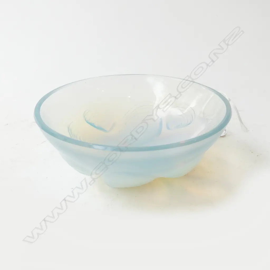 SABINO? ART GLASS BOWL, SHELL DESIGN 120mm dia Image 1++
