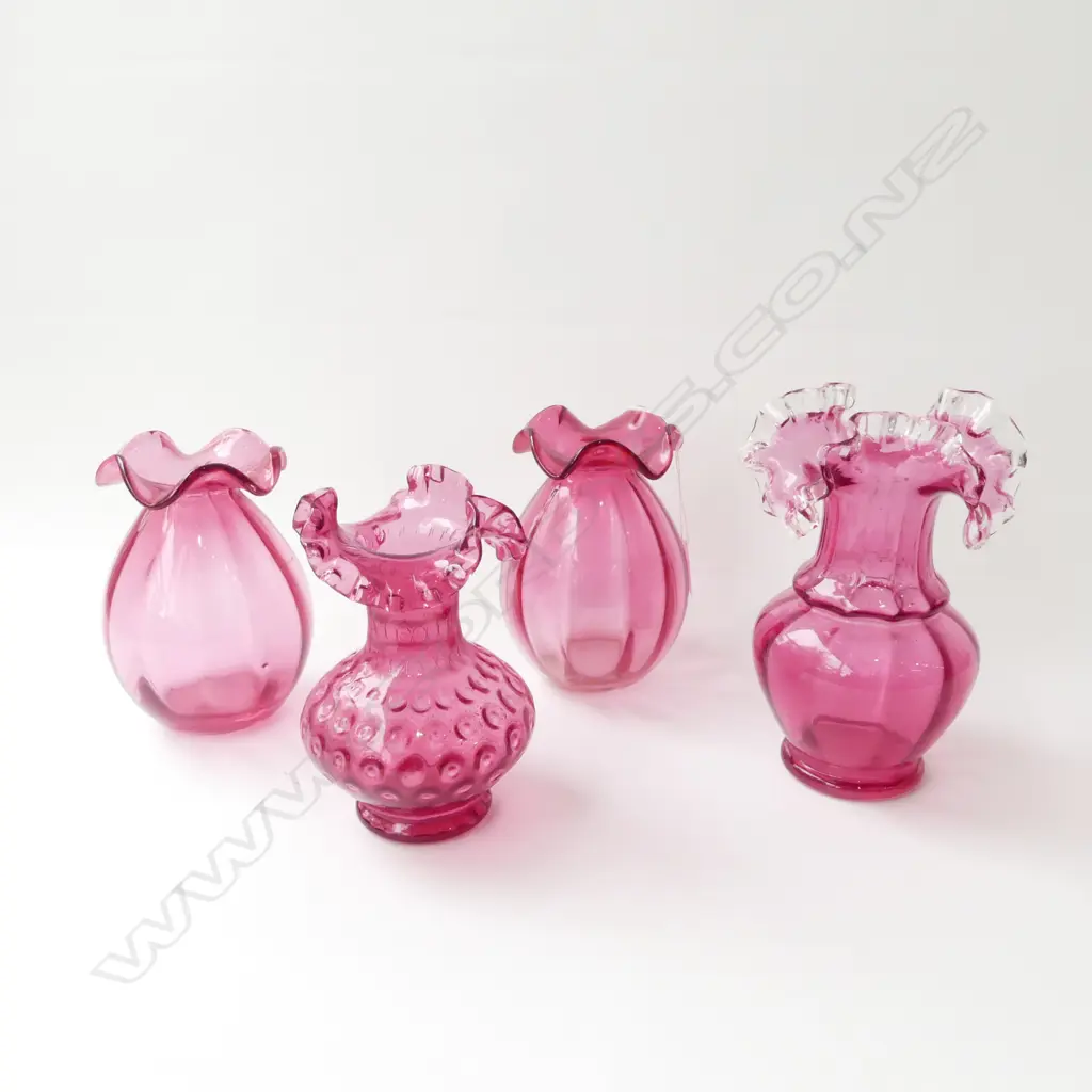 4 ANTIQUE CRANBERRY / RUBY GLASS VASES H.215mm Image 1++