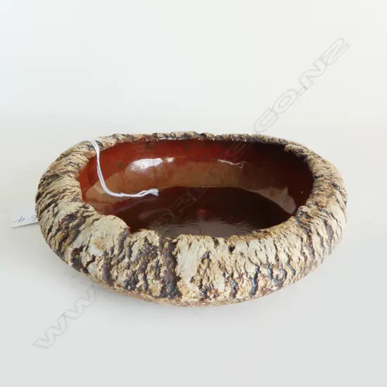 ATTRIBUTED LEN CASTLE POTTERY BOWL red/brown interior glaze Dia.140mm