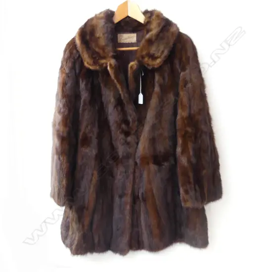 VINTAGE MINK JACKET - DEEP CHOCOLATE BROWN - ROUND COLLAR