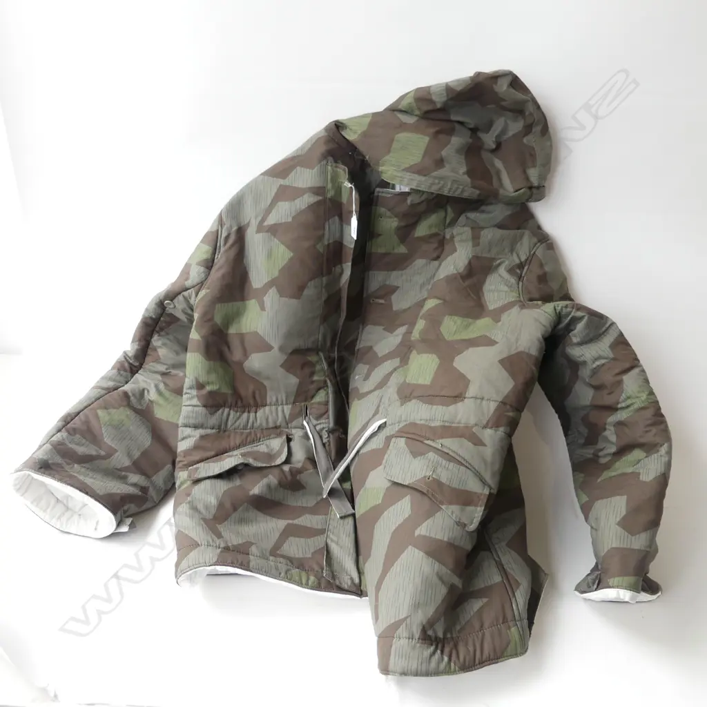 REPRODUCTION WWII GERMAN ARMY CAMO JACKET, REVERSIBLE Image 1++