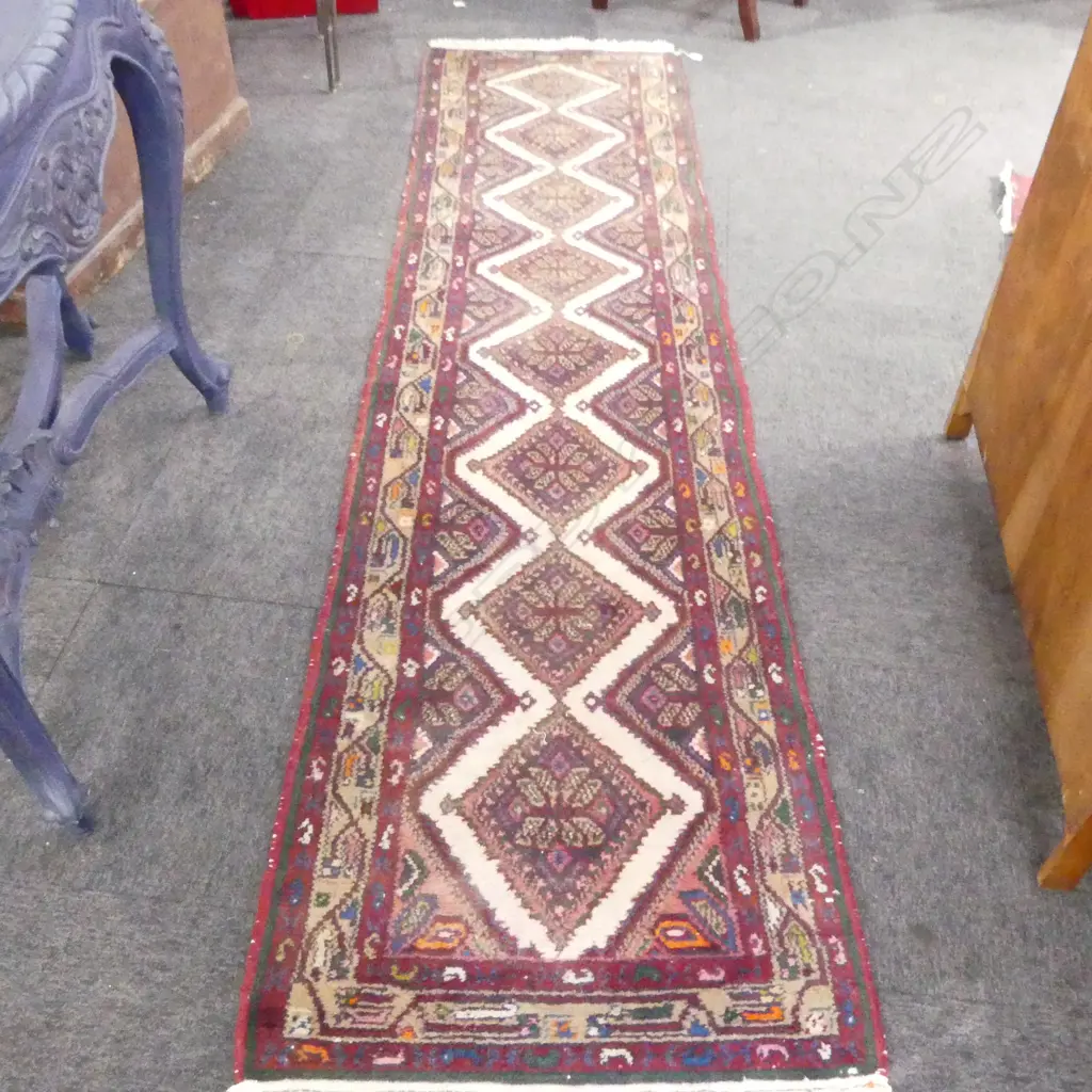 HAND KNOTTED WOOL PILE RUNNER 2900x730mm Image 1++