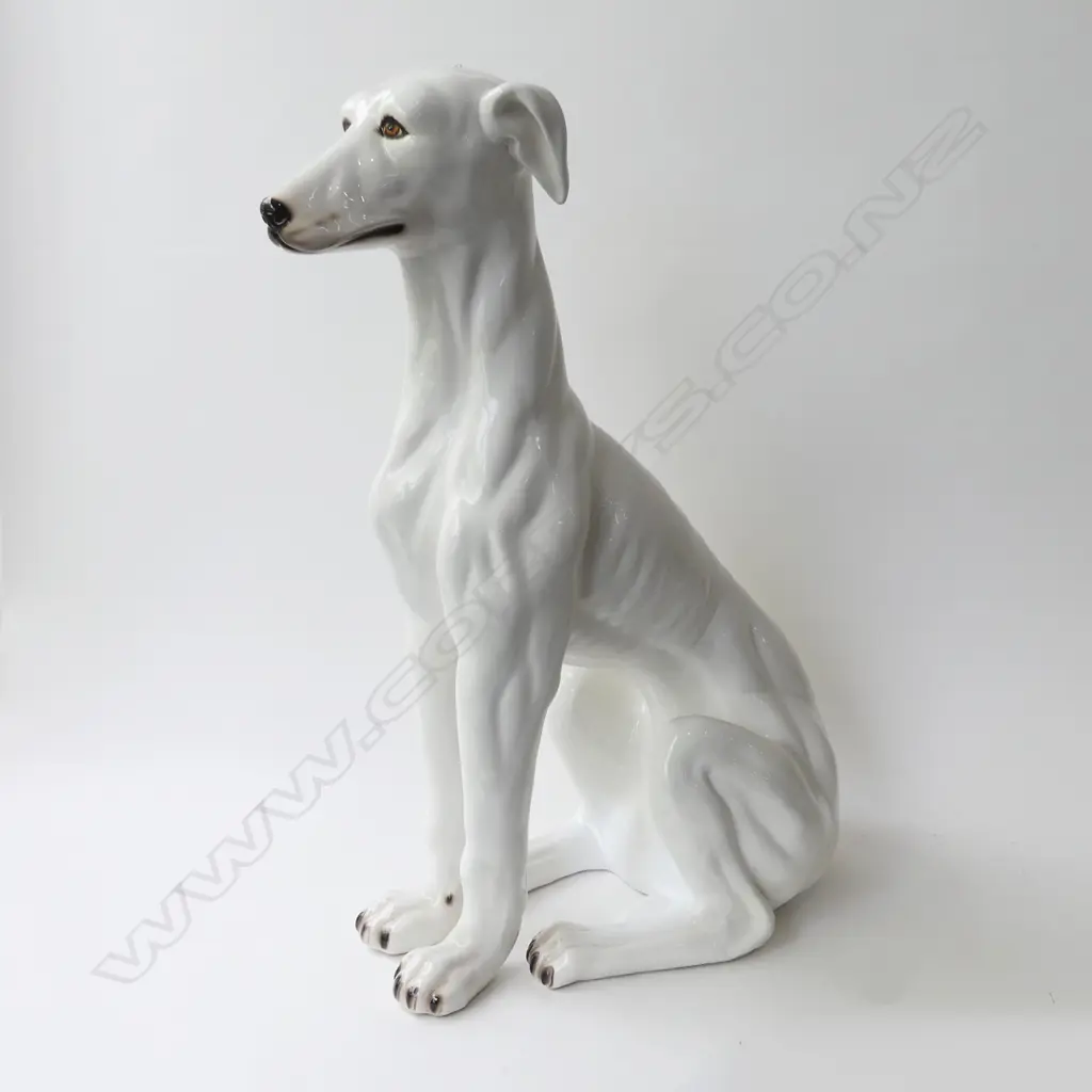 LGE ITALIAN CERAMIC WHITE SEATED DOG H.730mm restored rear legs Image 1++