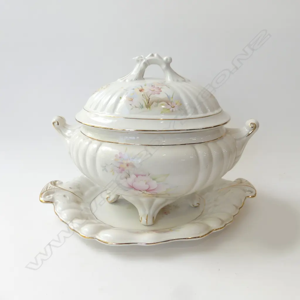 ITALIAN 'FIORENTINE' LG LIDDED TUREEN & PLATE W.440mm Image 1++