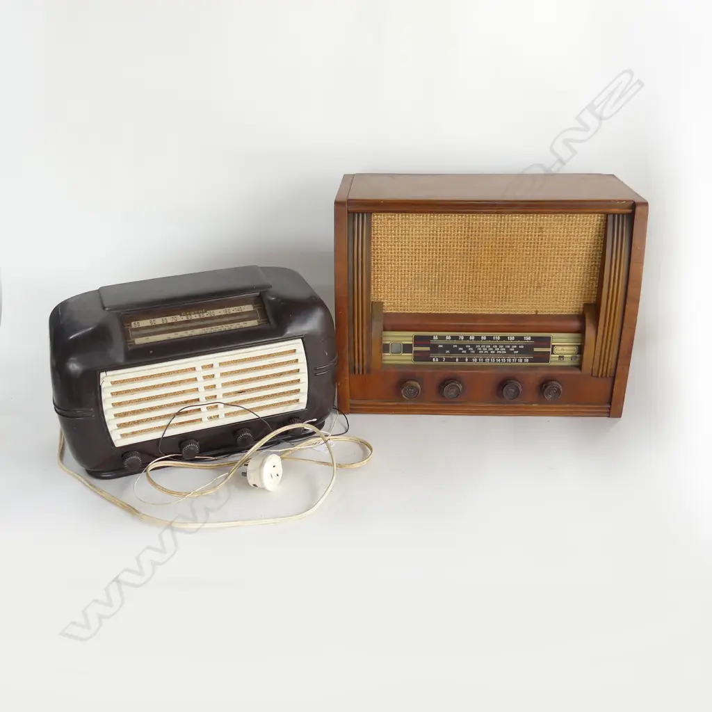 2 DECO RADIOS; REGENT & GULBRANSEN W.445mm Image 1++