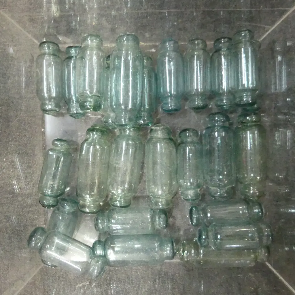 25 OLD GLASS BOTTLE FISHING FLOATS, VARIOUS SIZES L.125-150 mm (NOT CONTAINER) Image 1++