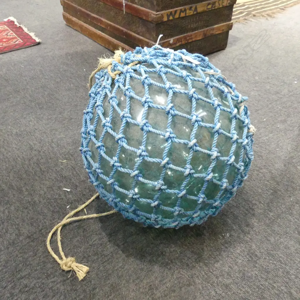 OLD GLASS FISHING FLOAT w. NETTING, APPROX DIA.370mm, hand blown Image 1++