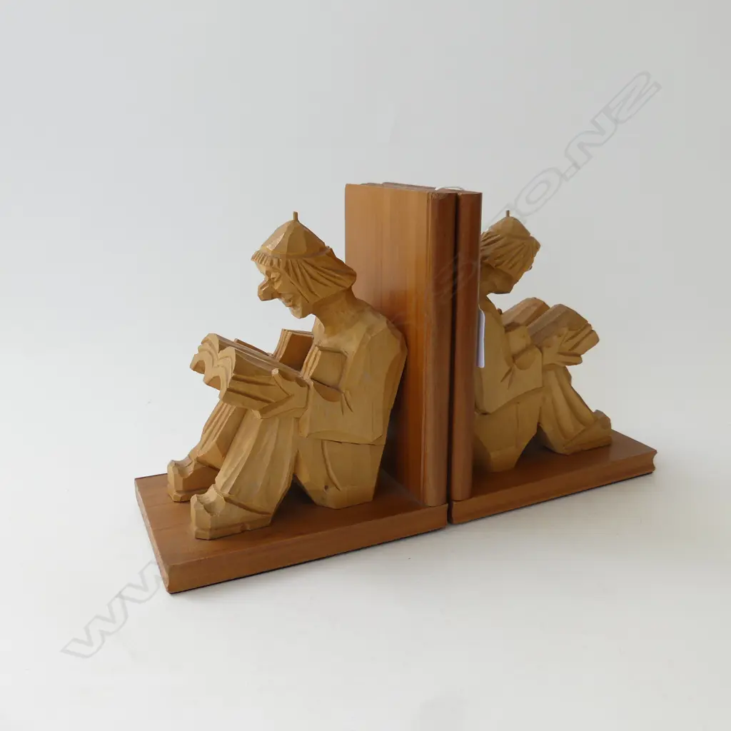 PR GERMAN CARVED WOODEN BOOK ENDS w MEN READING Image 1++