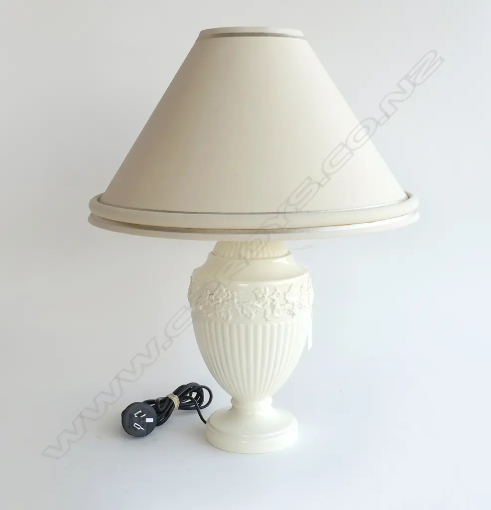 WEDGWOOD TABLE LAMP H.445mm Image 1++