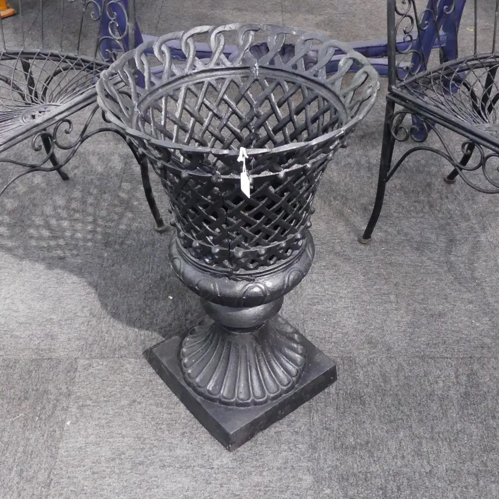LARGE CAST IRON BLACK FRENCH PLANTER H 700 Image 1++