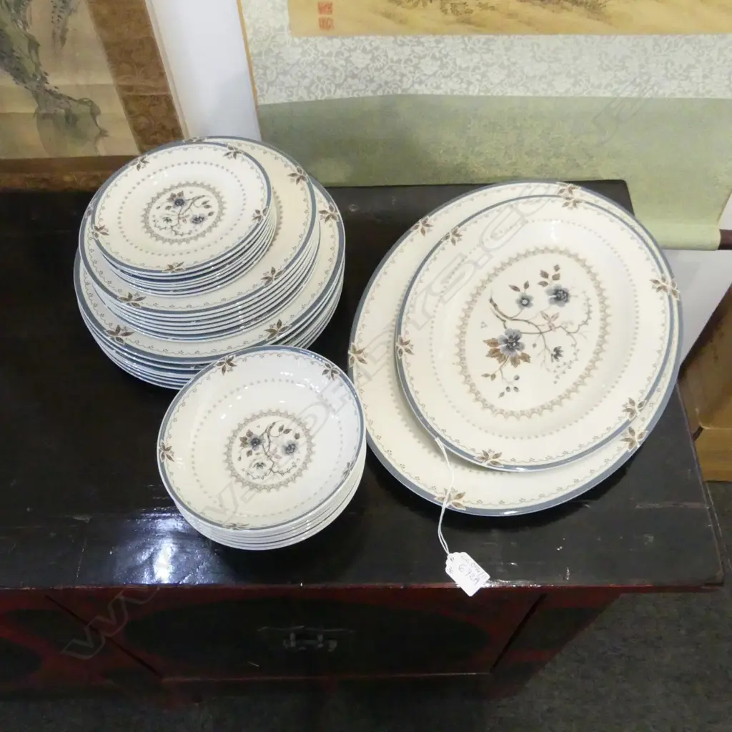 30 PCE, 7 PLACE ROYAL DOULTON 'OLD COLONY' PART DINNER SET Image 1++