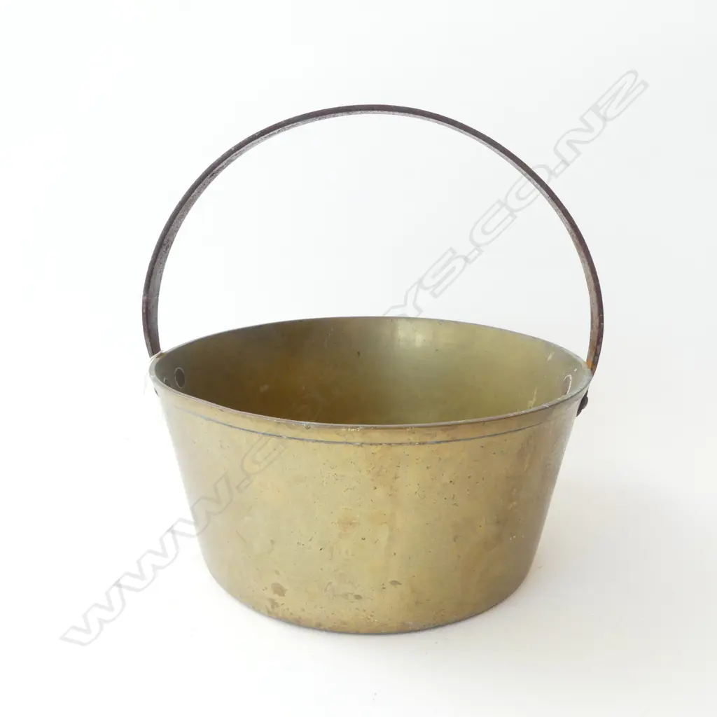 BRASS PRESERVING PAN 280mm dia Image 1++