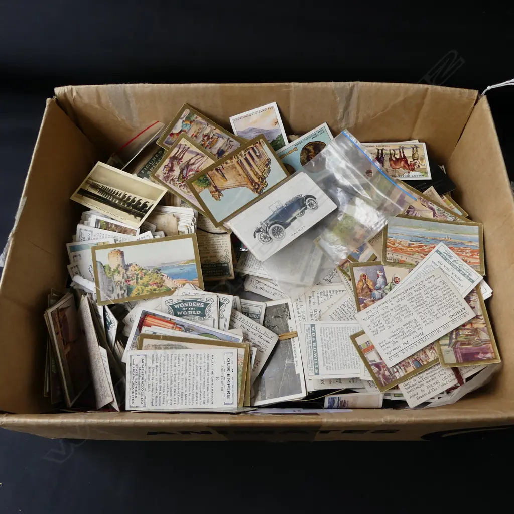 ASST. CIGARETTE CARDS Image 1++