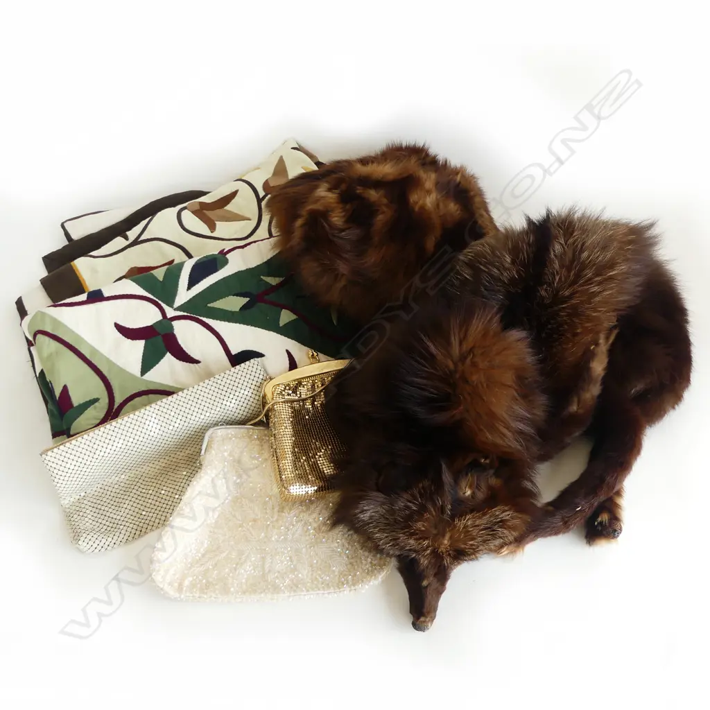 2 FUR STOLES, 3 EVENING BAGS, 2 LG CUSHION COVERS Image 1++