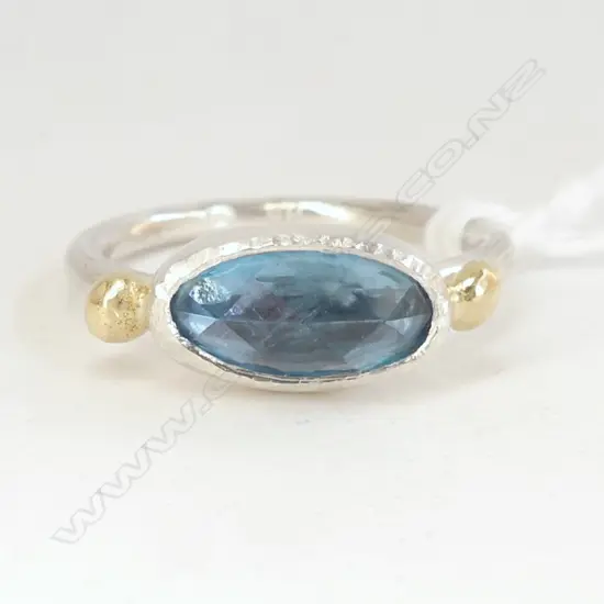 18CT GOLD AND STERLING SILVER LONDON BLUE TOPAZ RING HAND MADE BY HELEN ELIZABETH JEWELLERY SIZE M