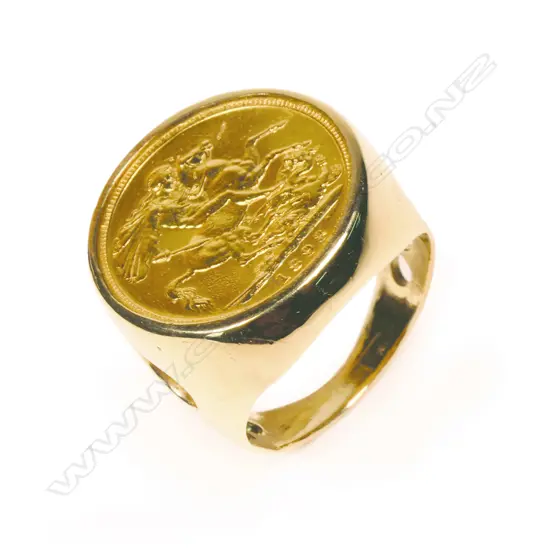 9CT GOLD SOVEREIGN RING SIZE W WITH VALUATION $3700. Replacement (date 2020)