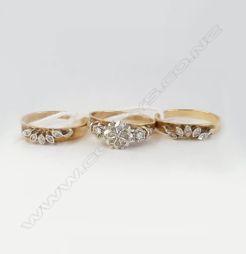 9ct Y & WHITE  GOLD  & DIAMOND 3 RING SET  7.9gm size O Image 1++