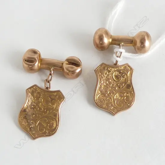 9ct GOLD PAIR OF CUFF LINKS, SOME DENTS 3.6gm