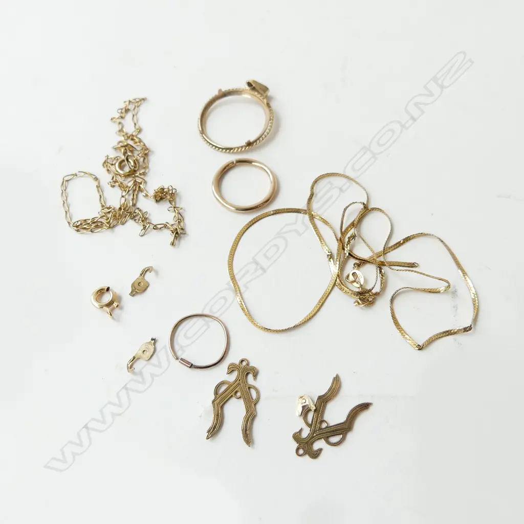 ASST. GOLD SCRAP, 6.6gms Image 1++