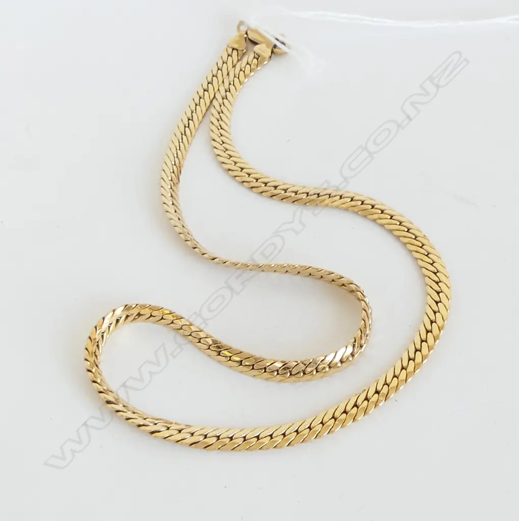 9CT HOLLOW ITALIAN CURB LINK GRADUATED NECKLACE, 14.0gms 44CM Long Image 1++