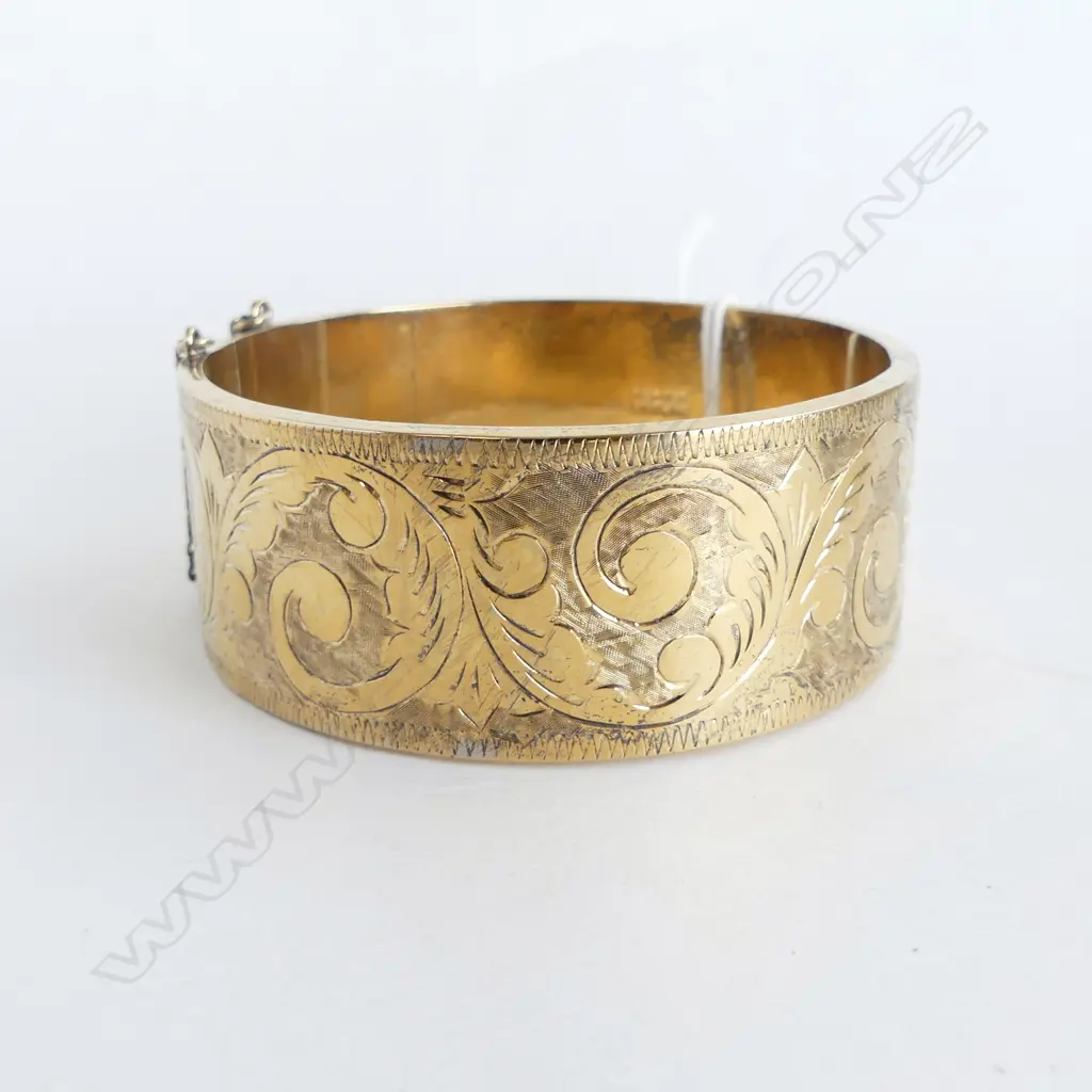 SILVER GILT ENGRAVED HINGED BANGLE extra wide gd condition Image 1++