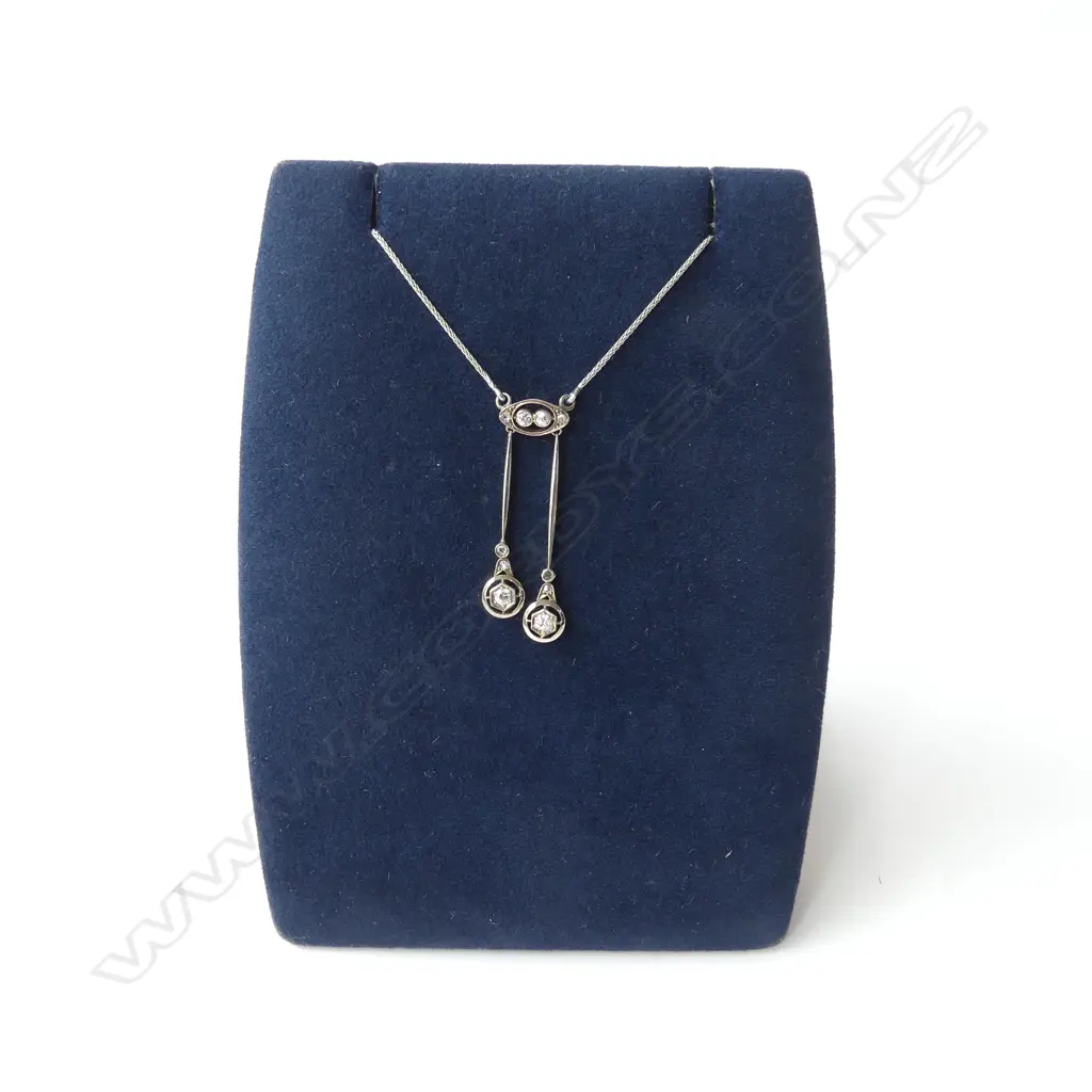 14CT YELLOW & WHITE GOLD DIAMOND PENDANT +18CT WHITE GOLD CHAIN 3.9gms + valuation $2890 Image 1++