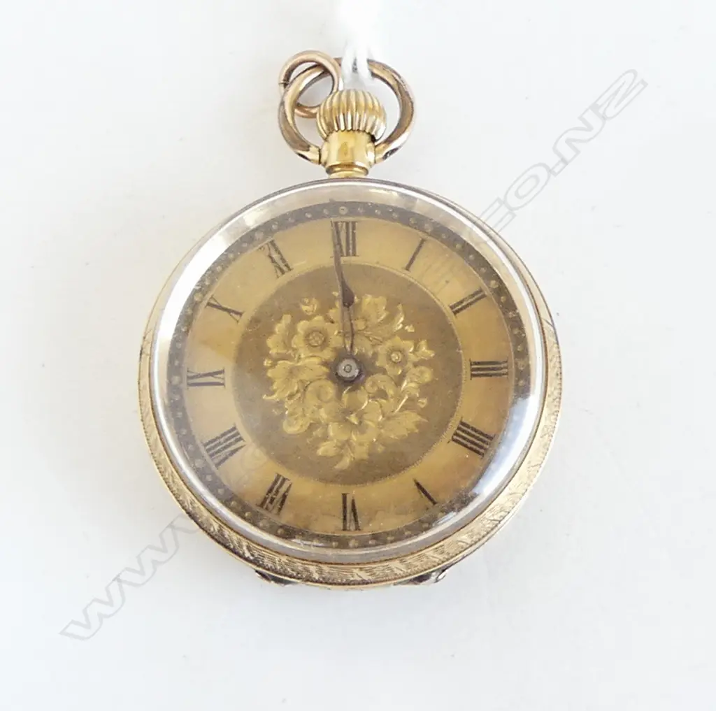 18CT POCKET WATCH Dia.35mm 33.7gms internal back cover is gilt Image 1++