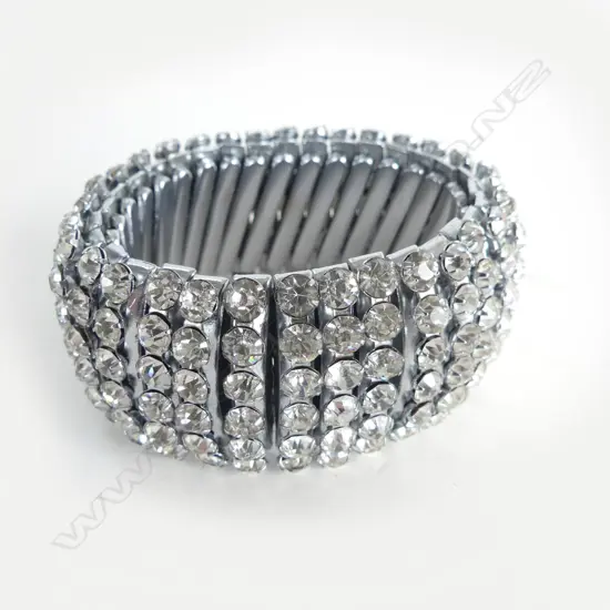 VINTAGE DIAMANTE EXPANDING BRACELET 'EMPIRE MADE'