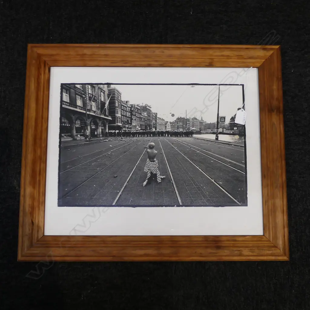 B/W DUTCH STREET PHOTO PRINT 400x500mm Image 1++