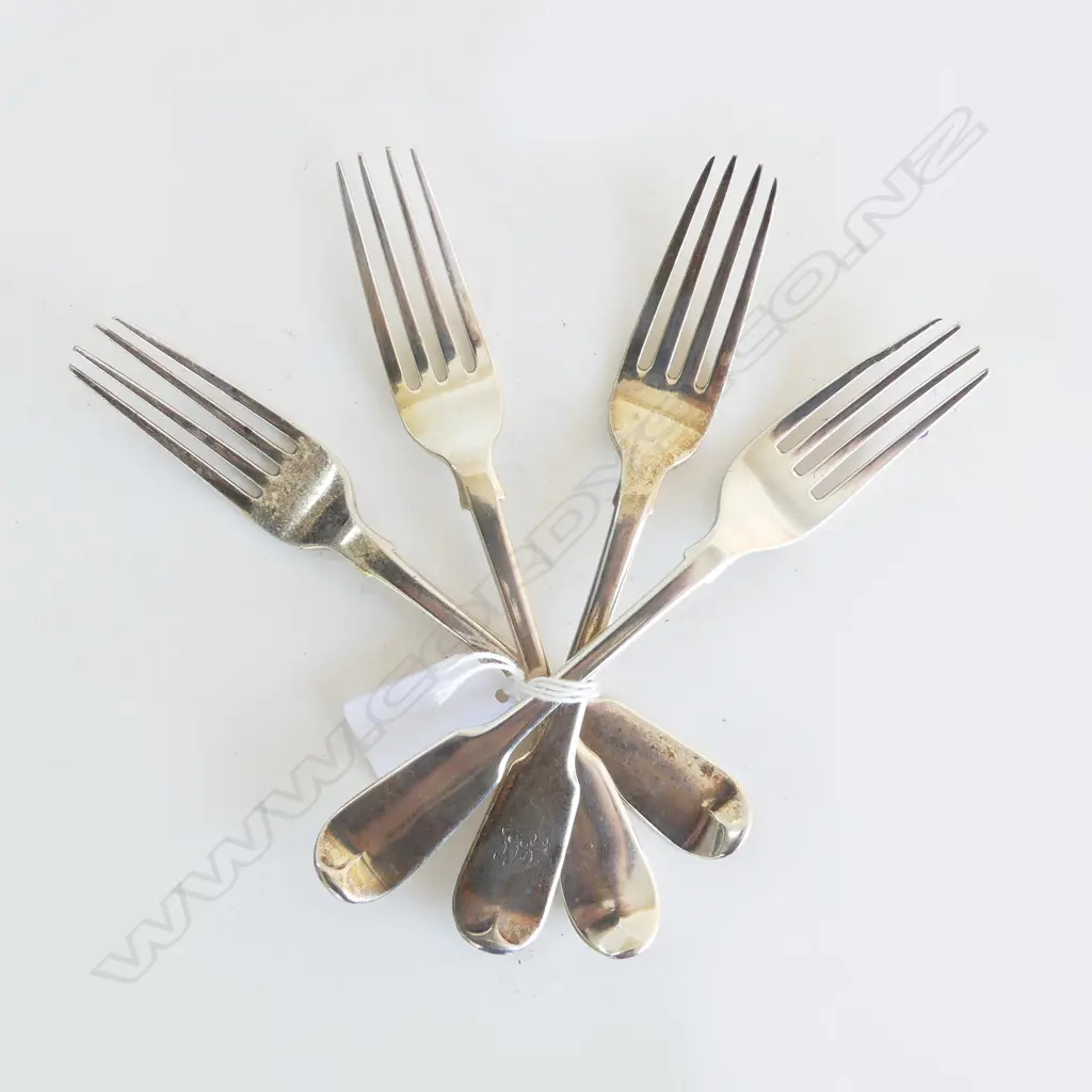 4 GEO S/SILVER DESSERT FORKS 161GMS Image 1++