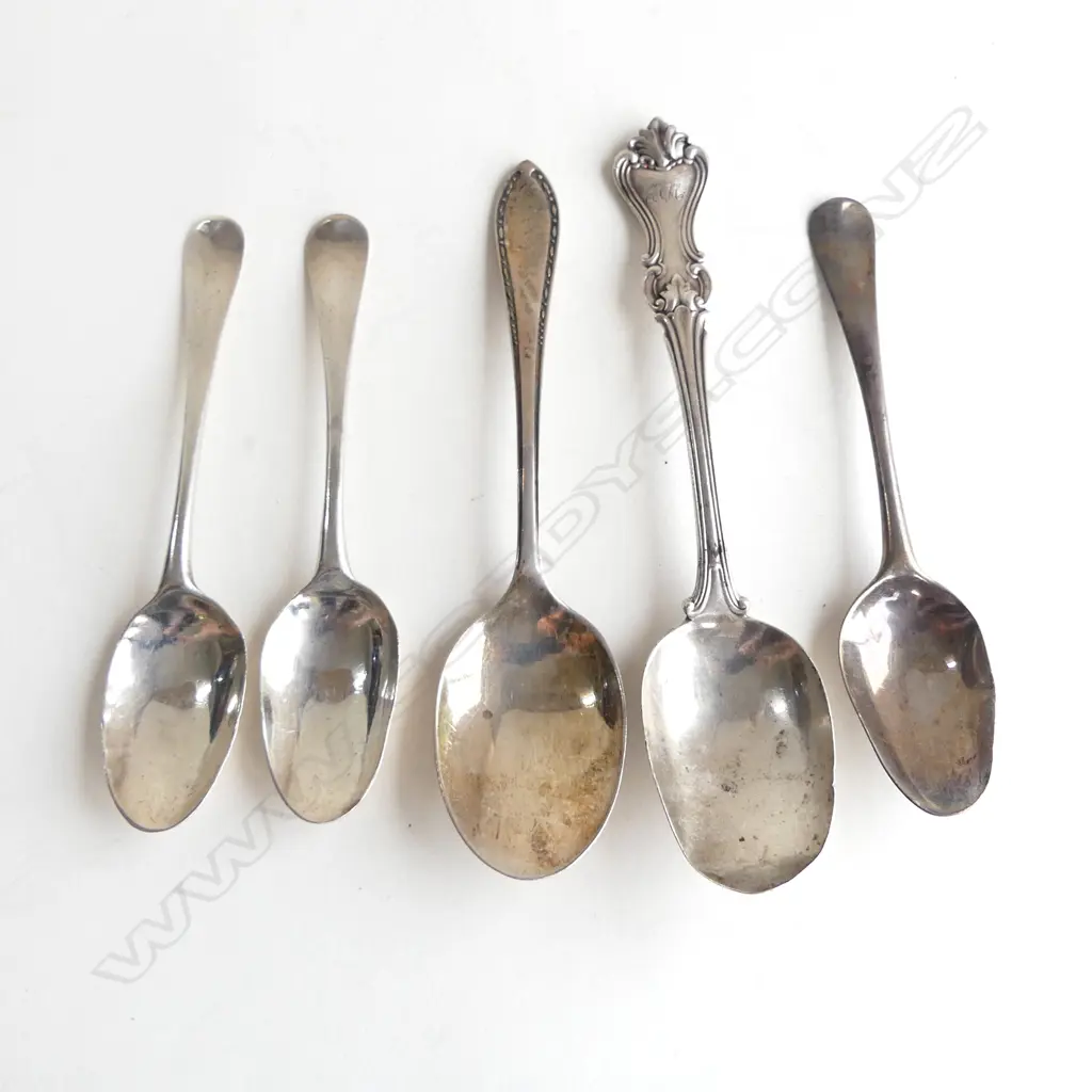 5 MIXED PATS S/SILVER  TEA SPOONS 90GMS Image 1++