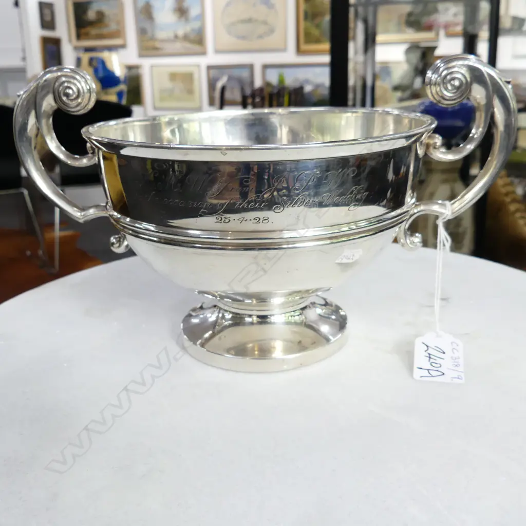 STG SILVER FOOTED BOWL, SHEFFIELD 1925, 657gms Image 1++