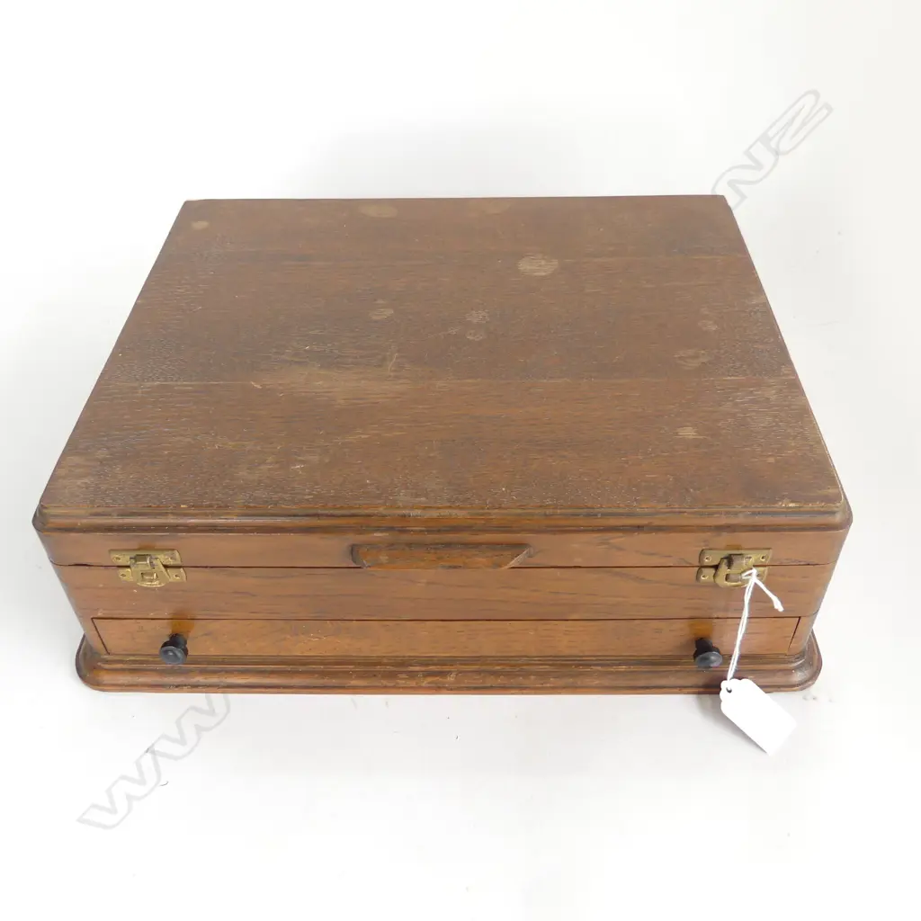 EP 6 PLACE CUTLERY CANTEEN w. IVORINE 'BONE' HANDLED KNIVES & FISH SET IN DRAWER  Image 1++