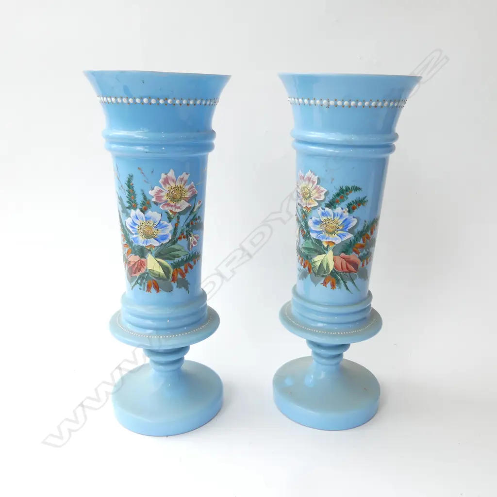 PAIR OF VICTORIAN GLASS VASES, ONE WITH HAIRLINE CRACK, H390mm Image 1++