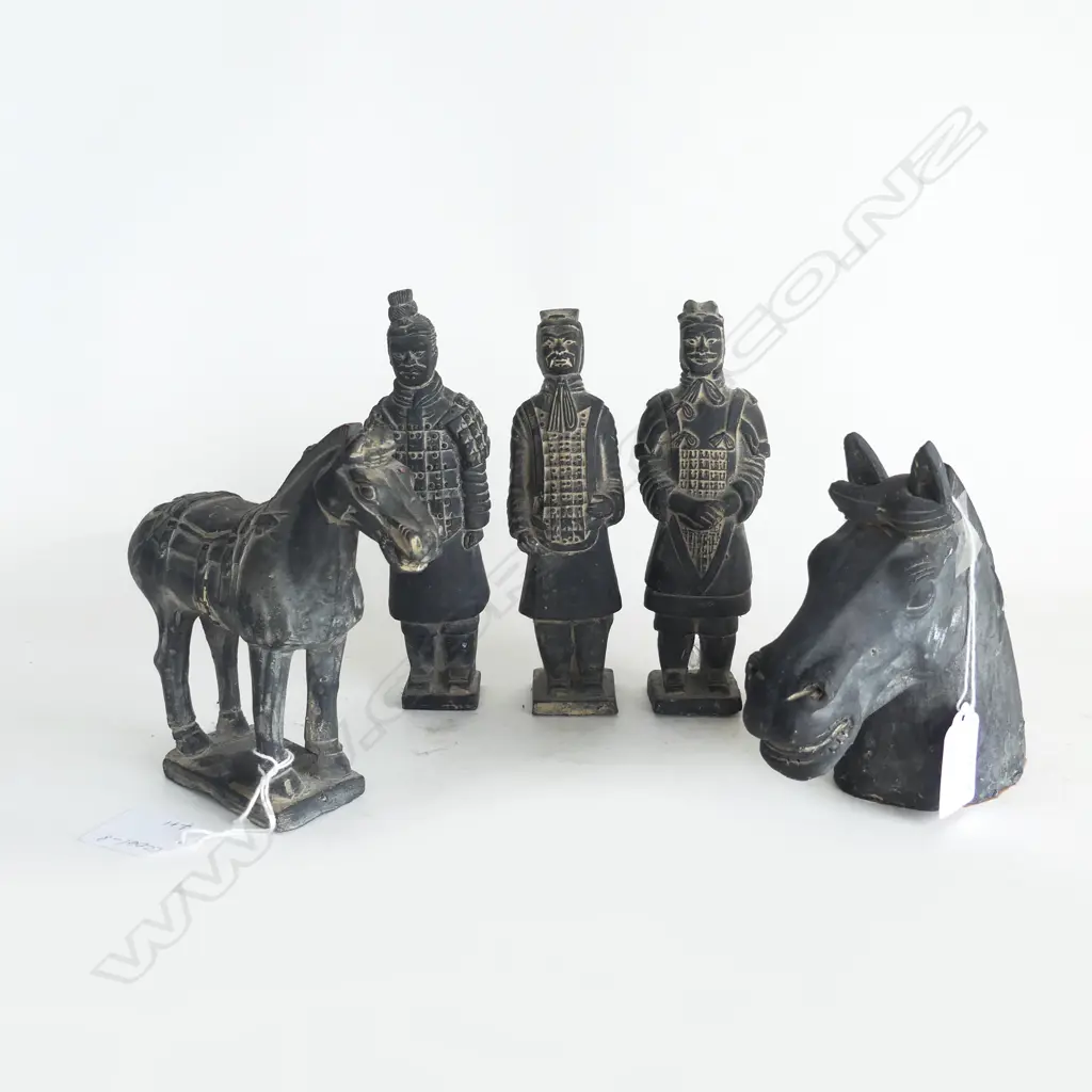 FOUR TERRACOTTA WARRIORS, HORSE & HORSE HEAD, H.170mm Image 1++