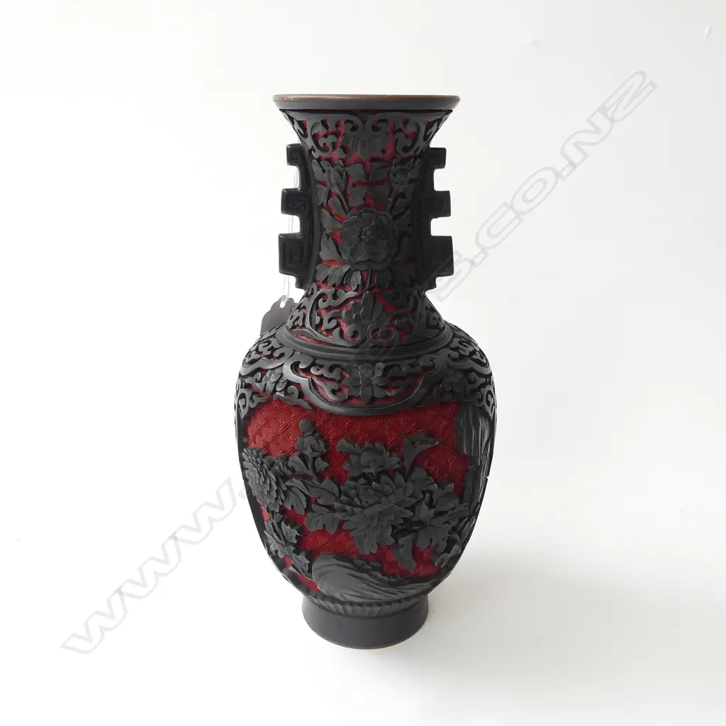 ORIENTAL CINNABAR (RESIN) VASE H.230mm Image 1++